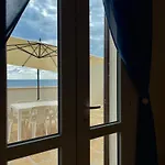 Attico Con Terrazza Vista Mare Apartment *