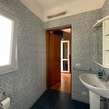 公寓 Attico Con Terrazza Vista Mare